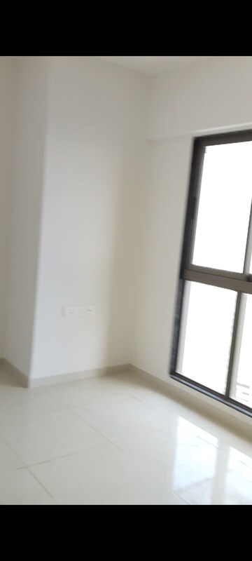 Room in 1 BHK Apartment at Runwal Eirene, Balkum Pada – for Rent