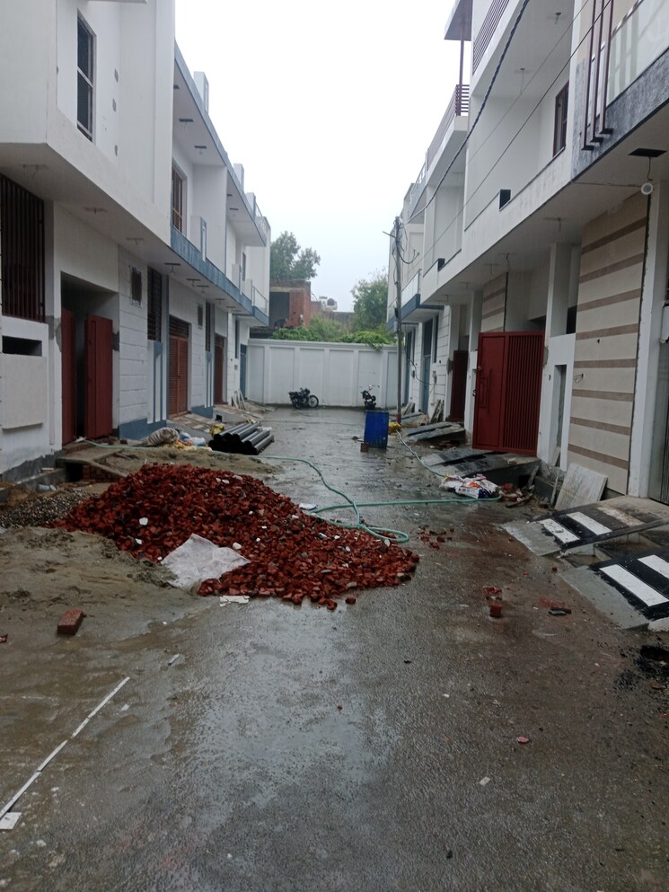 Master Bedroom, yashoda kunj 3 Bedroom 114 Sq.Yd. Independent House In Yashoda Kunj  Meerut 8006046