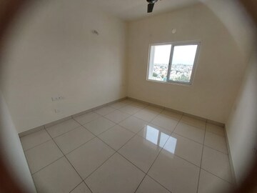 Room in 3 BHK Apartment at Prestige Jindal City, Bagalakunte – for Rent