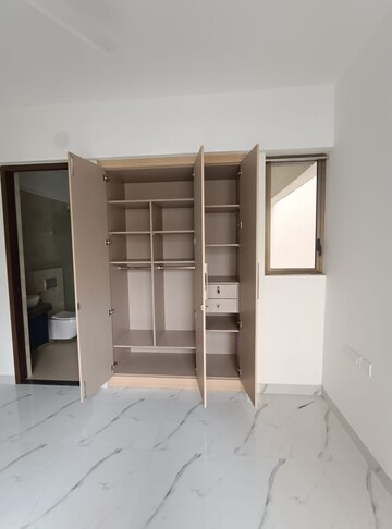 Room in 2 BHK Apartment at Raymond Ten X Vibes, Jk Gram – for Rent