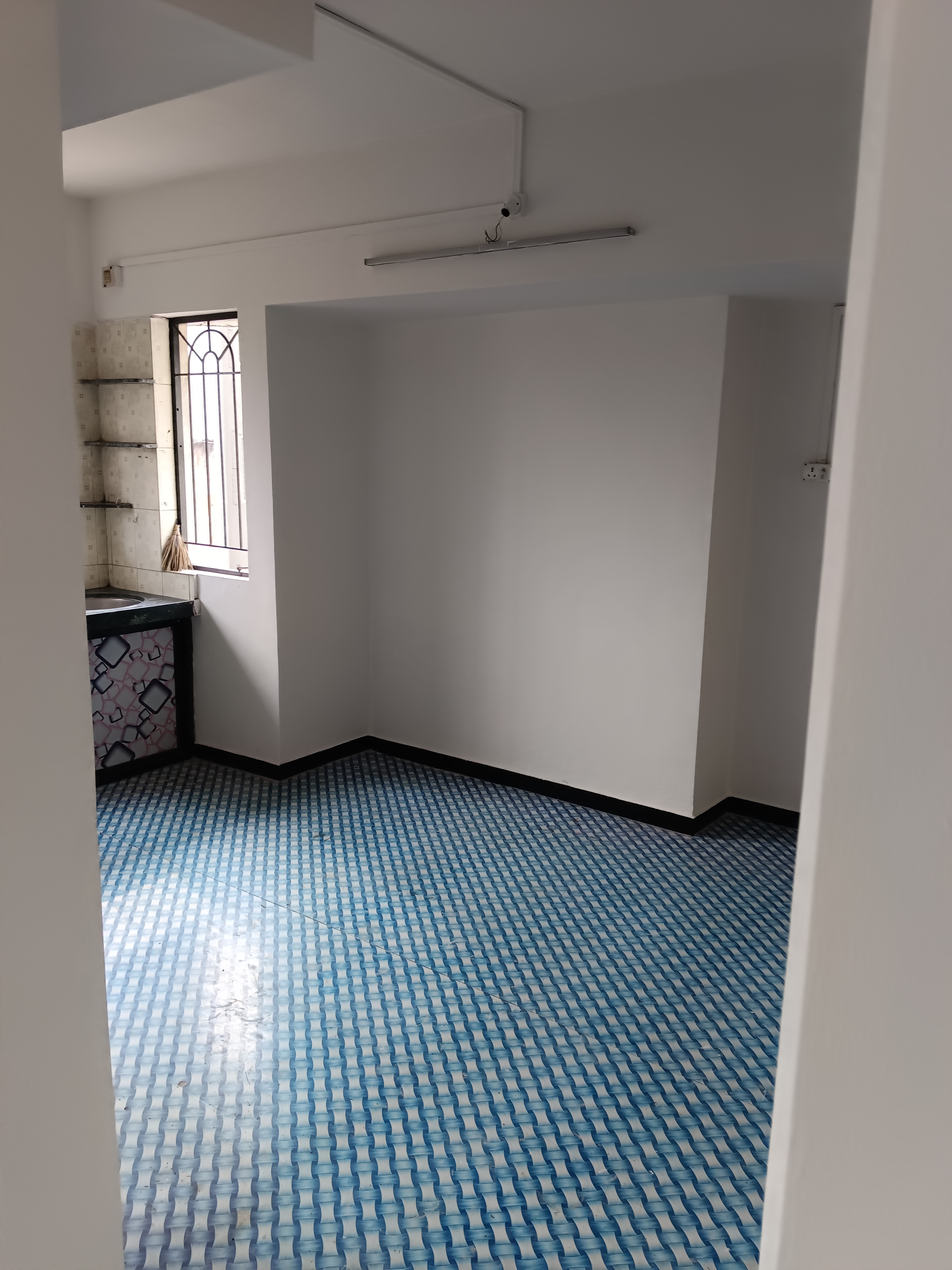 1 BHK + Extra Room Apartment For Sale in Patil