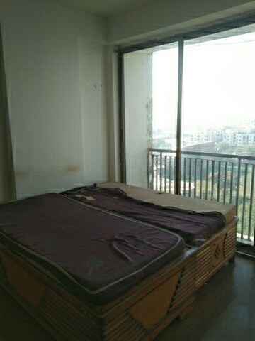 Bedroom in 2 BHK Apartment at Bhind Road – for Rent