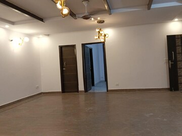 Room in 3 BHK Builder Floor at Freedom Fighters Enclave – for Rent