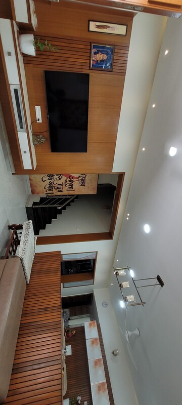 Furnished Amenities in 4 BHK Villa at Science City – for Sale