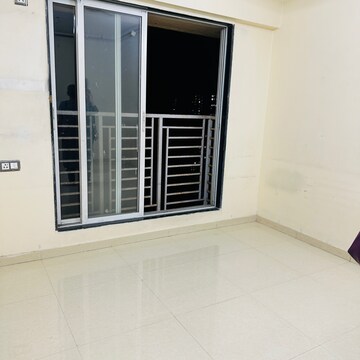Room in 2 BHK Apartment at Shraddha Evoque, Sonapur – for Rent