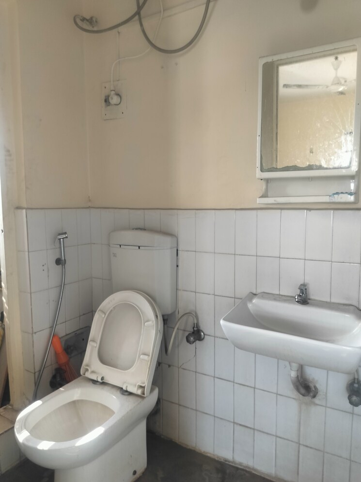 Bathroom, army-welfare-chs 2 Bedroom 1080 Sq.Ft. Apartment In Nerul Navi Mumbai 8006351