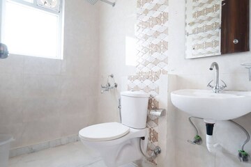 Bathroom in 3 BHK Builder Floor at Palam Vihar Residents Association, Palam Vihar – for Rent