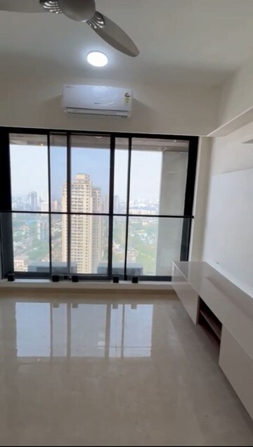 2 BHK Apartment For Rent in Dosti Eastern Bay, Wadala