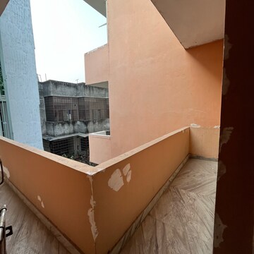 Kitchen in 2 BHK Builder Floor at Ardee City, Indira Colony 2 – for Rent