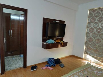 Master Bedroom in 1 BHK Builder Floor at Palam Vihar Residents Association, Palam Vihar – for Rent