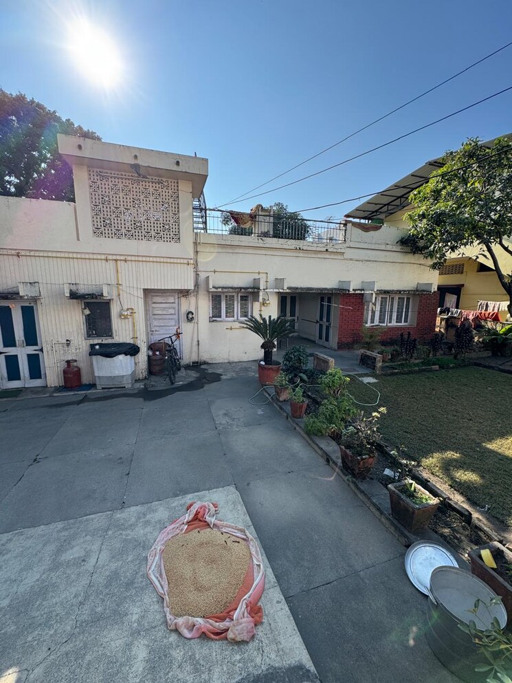 Exterior View, dalanwala  730 Sq.Yd. Plot In Dalanwala Dehradun 8006401