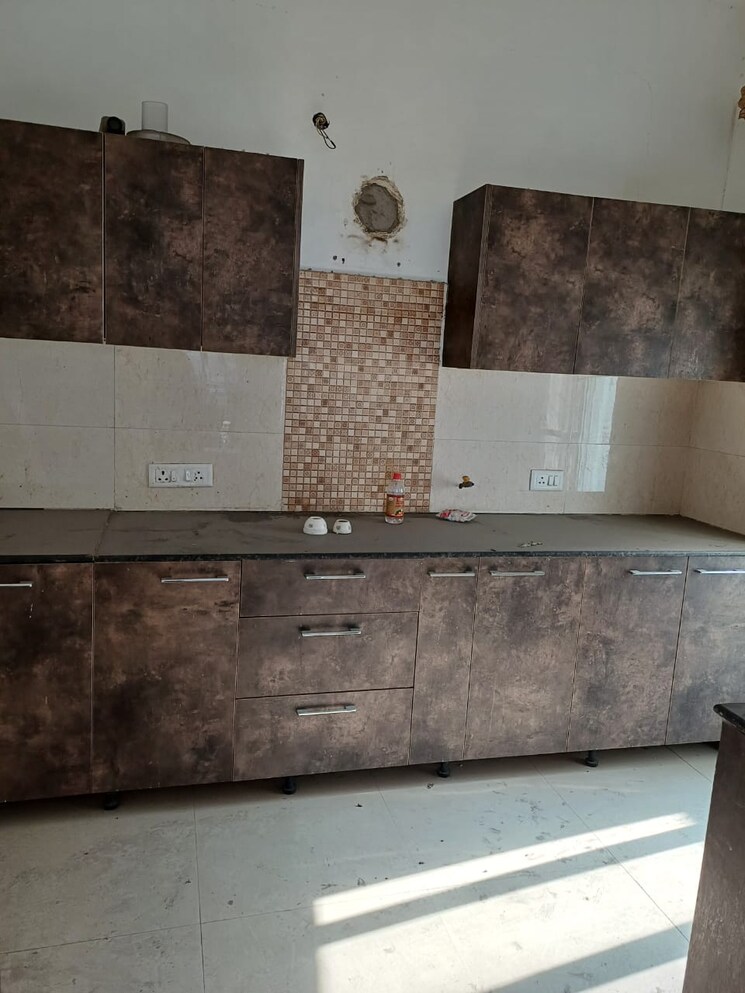 Kitchen, sector 126 3 Bedroom 197 Sq.Yd. Apartment In Sector 126 Mohali 8006439
