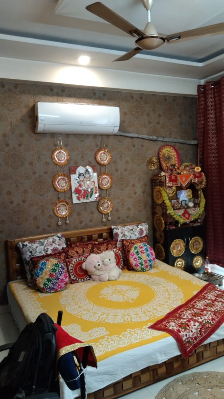 undefined, jawahar-nagar-chs 3 Bedroom 125 Sq.Yd. Apartment In Sector 12 Gurgaon 8006471