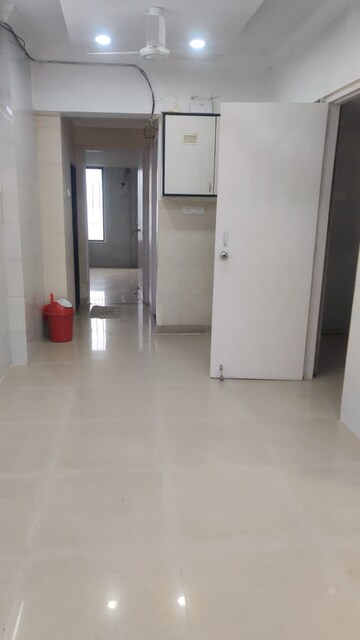 Room in 2 BHK Apartment at Mohid Heights, Andheri West – for Sale