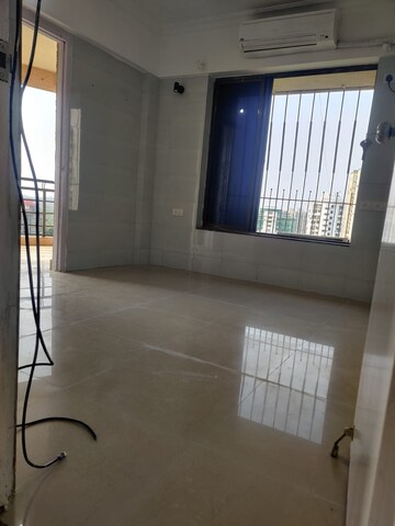 Master Bedroom in 2 BHK Apartment at Mohid Heights, Andheri West – for Sale