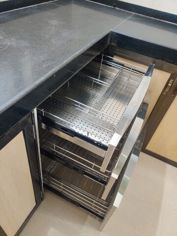 Furnished Amenities in 2 BHK Apartment at Mohid Heights, Andheri West – for Sale