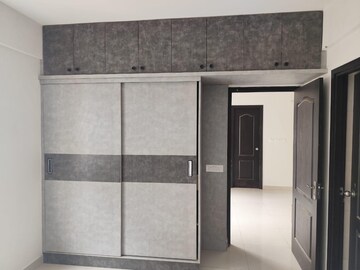 Room in 2 BHK Apartment at Mahendra Aarna, Electronic City Phase ii – for Rent