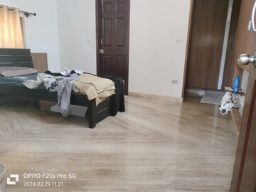 Room in 4 BHK Apartment at Jakkuru – for Sale