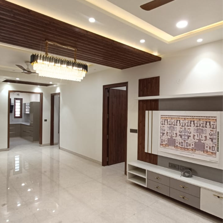 Room, puri-aman-vilas 4 Bedroom 300 Sq.Yd. Builder Floor In Sector 89 Faridabad 8006598
