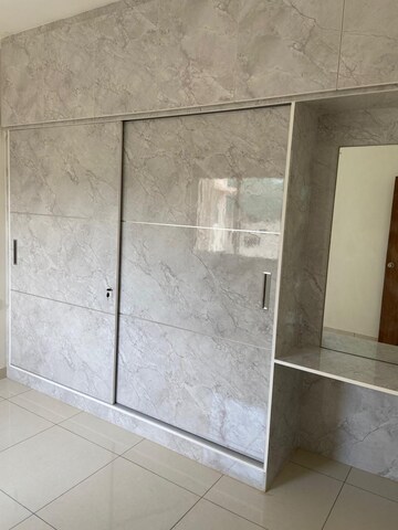 Room in 2 BHK Apartment at Trendsquare Ortus Apartment, Hebbal – for Rent