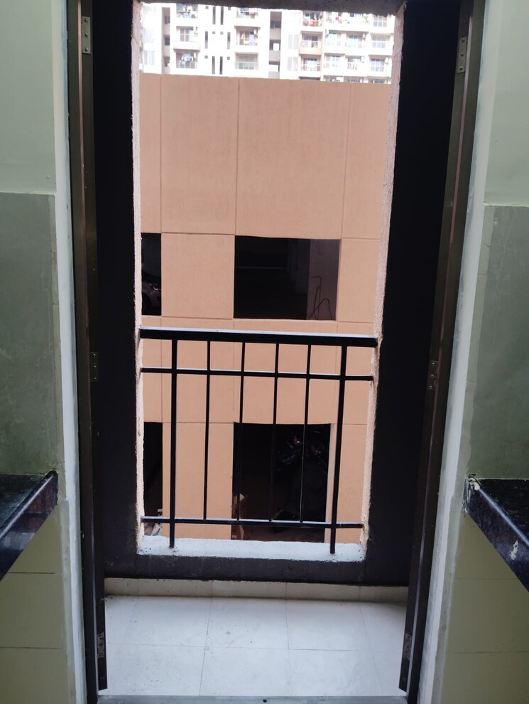 undefined, rustomjee-virar-avenue-l1-l2-and-l4-wing-e-and-f 1 Bedroom 650 Sq.Ft. Apartment In Virar West Palghar 8006646