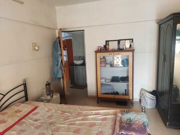 Room in  Pg at Gokuldham Colony – for Rent