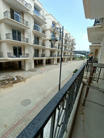 Balcony in 2.5 BHK Builder Floor at Signature Global Park, Sohna Sector 36 – for Rent