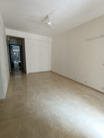 Room in 2.5 BHK Builder Floor at Signature Global Park, Sohna Sector 36 – for Rent