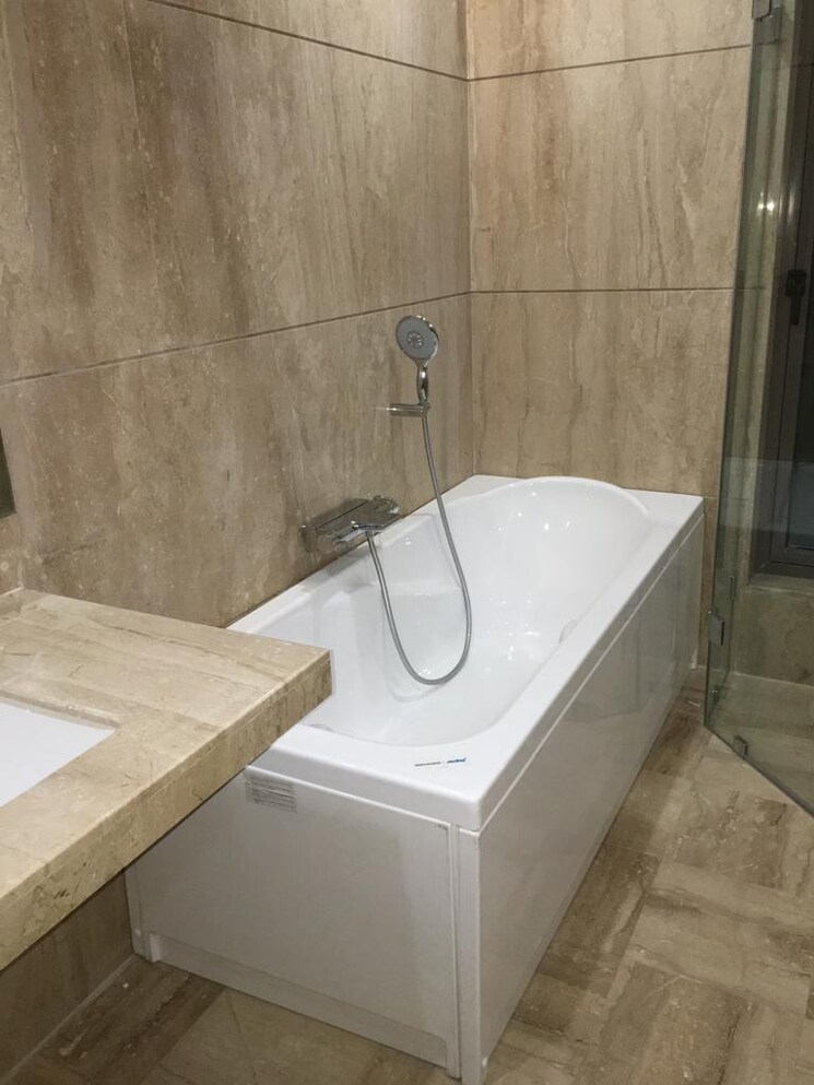 Bathroom, skyi-5-apartment 4 Bedroom 2600 Sq.Ft. Apartment In Baner Pune 8006658