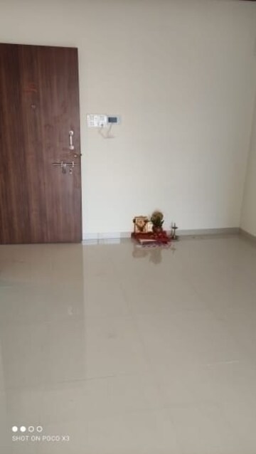 Room in 1 BHK Apartment at Raunak Delight, Owale – for Rent