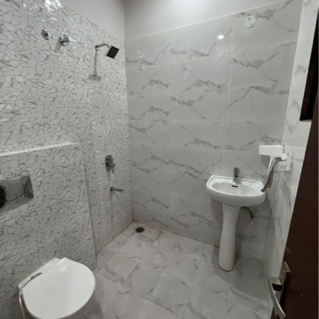 Bathroom in 3 BHK Apartment at Peer Mucchalla – for Rent