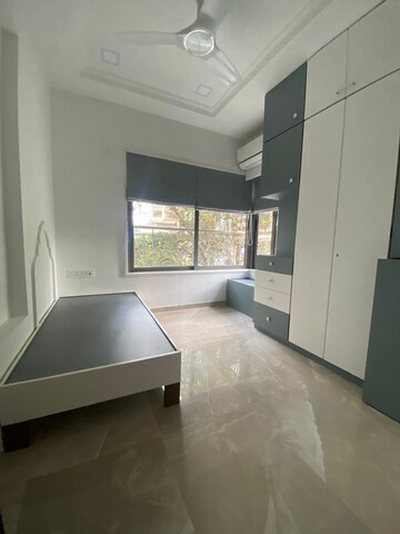 Bedroom in 2 BHK Apartment at Sugee Sanskruti, Dadar West – for Rent