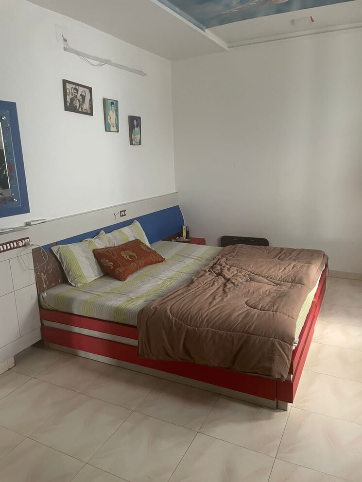 Master Bedroom, science city 4 Bedroom 240 Sq.Yd. Villa In Science City Ahmedabad 8006858