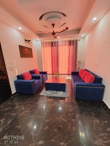 Living Room in 4 BHK Builder Floor at Dlf Phase ii – for Rent