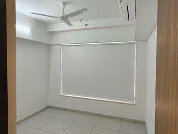 Master Bedroom in 2 BHK Apartment at Shapoorji Pallonji Vicinia, Powai – for Rent