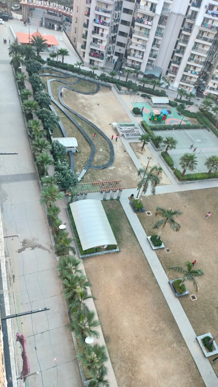 Balcony, galaxy-north-avenue-ll 4 Bedroom 1755 Sq.Ft. Apartment In Gaur City 2  Greater Noida 8006984