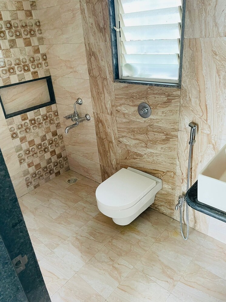 Bathroom, pisoli 4 Bedroom 1200 Sq.Ft. Penthouse In Pisoli Pune 8006973