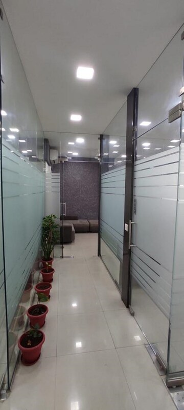   Office Space at Sg Highway – for Rent