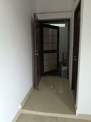 Room in 2 BHK Independent House at Vikas Nagar – for Rent