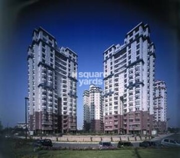 3.5 BHK Apartment – Exterior View View at Unitech Palms, South City 1 - for Sale