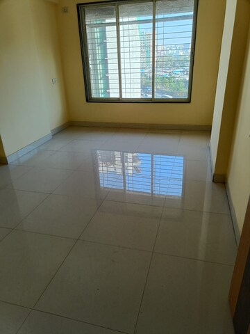 Room in 2 BHK Apartment at Tilak Nagar Building, Tilak Nagar – for Rent