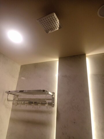 Furnished Amenities in 2 BHK Apartment at Dadamiya Emerald, Kurla West – for Rent