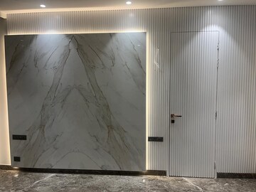 Balcony in 4 BHK Builder Floor at Ansal Sushant Lok I, Sector 43 – for Rent