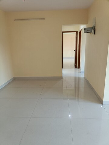 Room in 2 BHK Apartment at Tilak Nagar Building, Tilak Nagar – for Rent