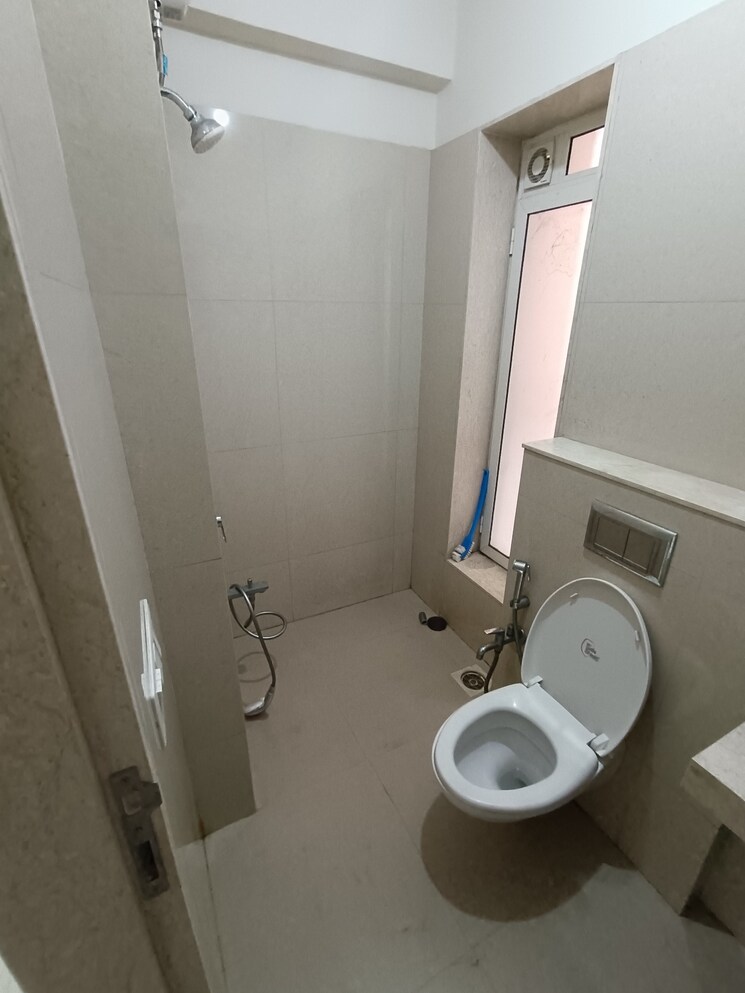 Bathroom, l-and-t-seawoods-residences 2 Bedroom 1200 Sq.Ft. Apartment In Seawoods Navi Mumbai 8007207