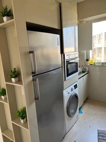 Master Bedroom in 1 BHK Apartment at Hiranandani Zen Maple, Powai – for Rent