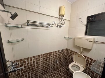 Master Bedroom in 2 BHK Apartment at Lodha Luxuria Priva, Majiwada – for Rent