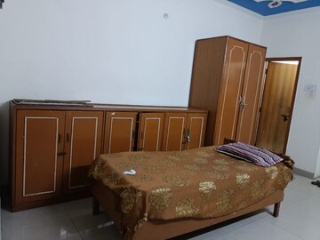 Bedroom in 2 BHK Builder Floor at Sector 15 – for Rent