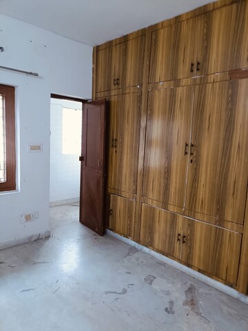 Master Bedroom in 3 BHK Builder Floor at Sector 15 ii – for Rent