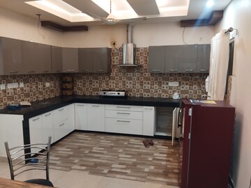 3.5 BHK Apartment For Rent in LDA Parijaat Apartments, Faizabad Road
